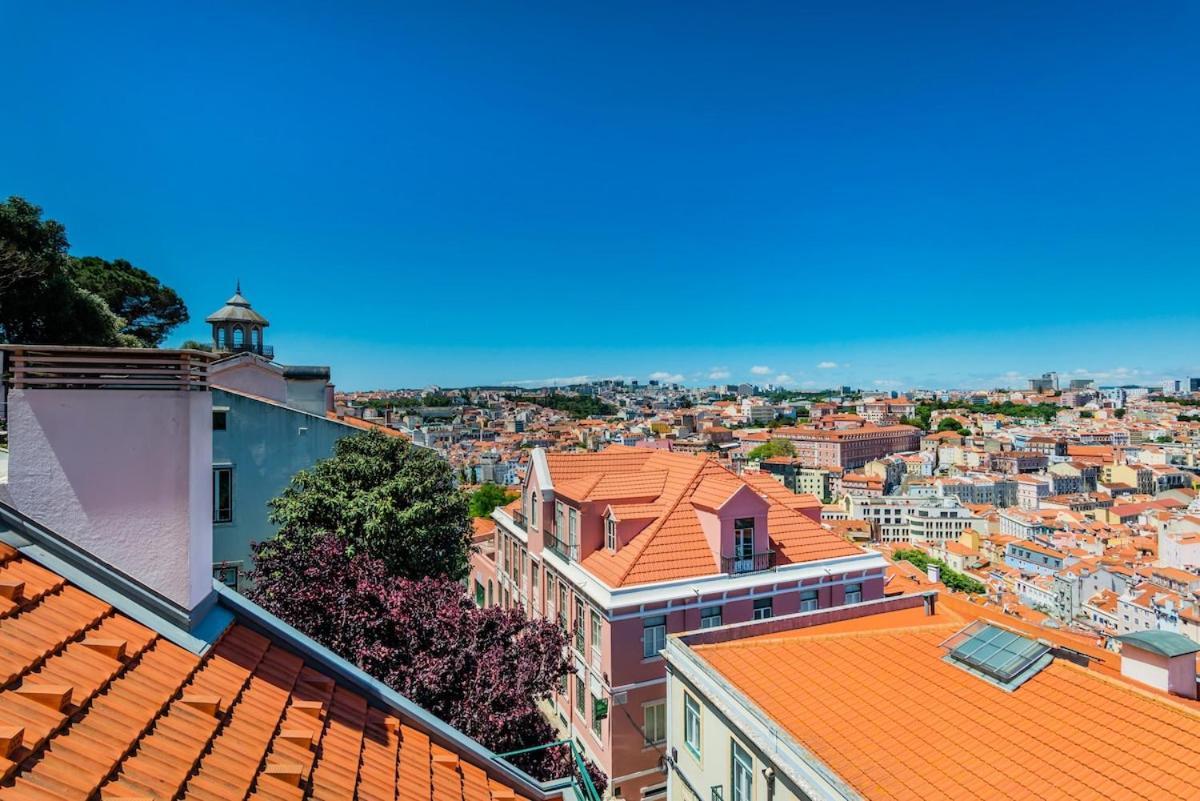Costa Do Castelo Sky Views